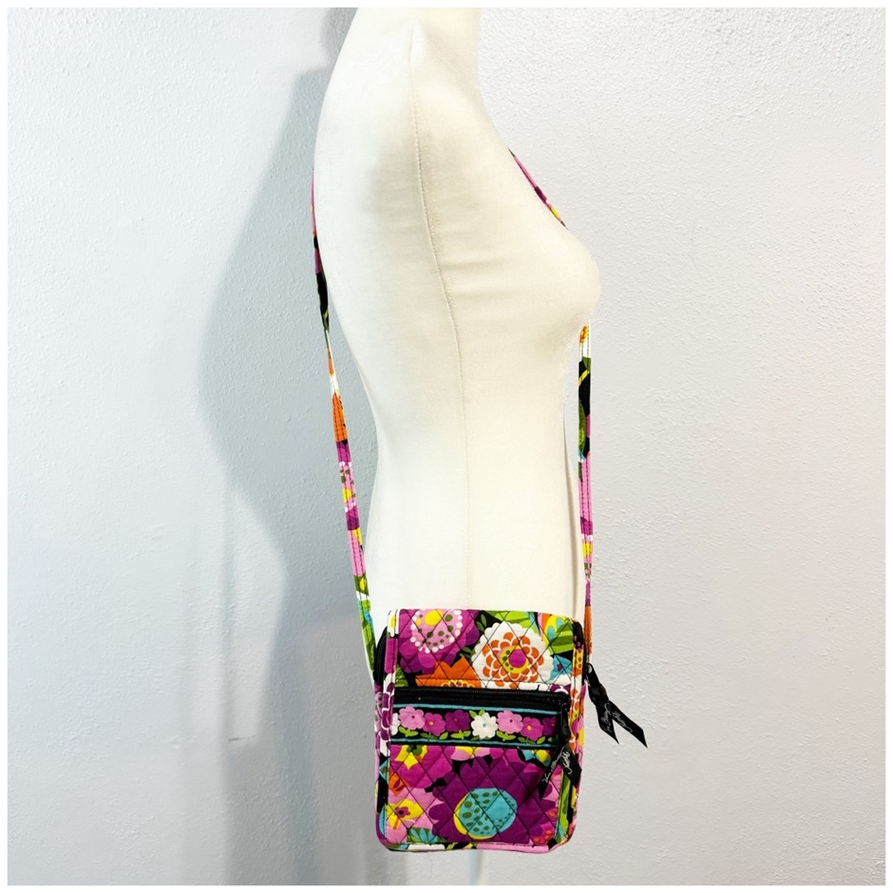 Vera Bradley small crossbody Va Va Bloom